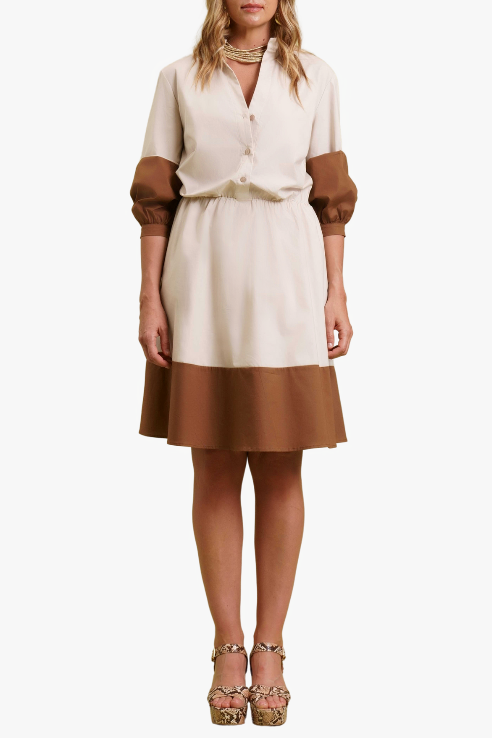 ABITO CON MANICHE A SBUFFO