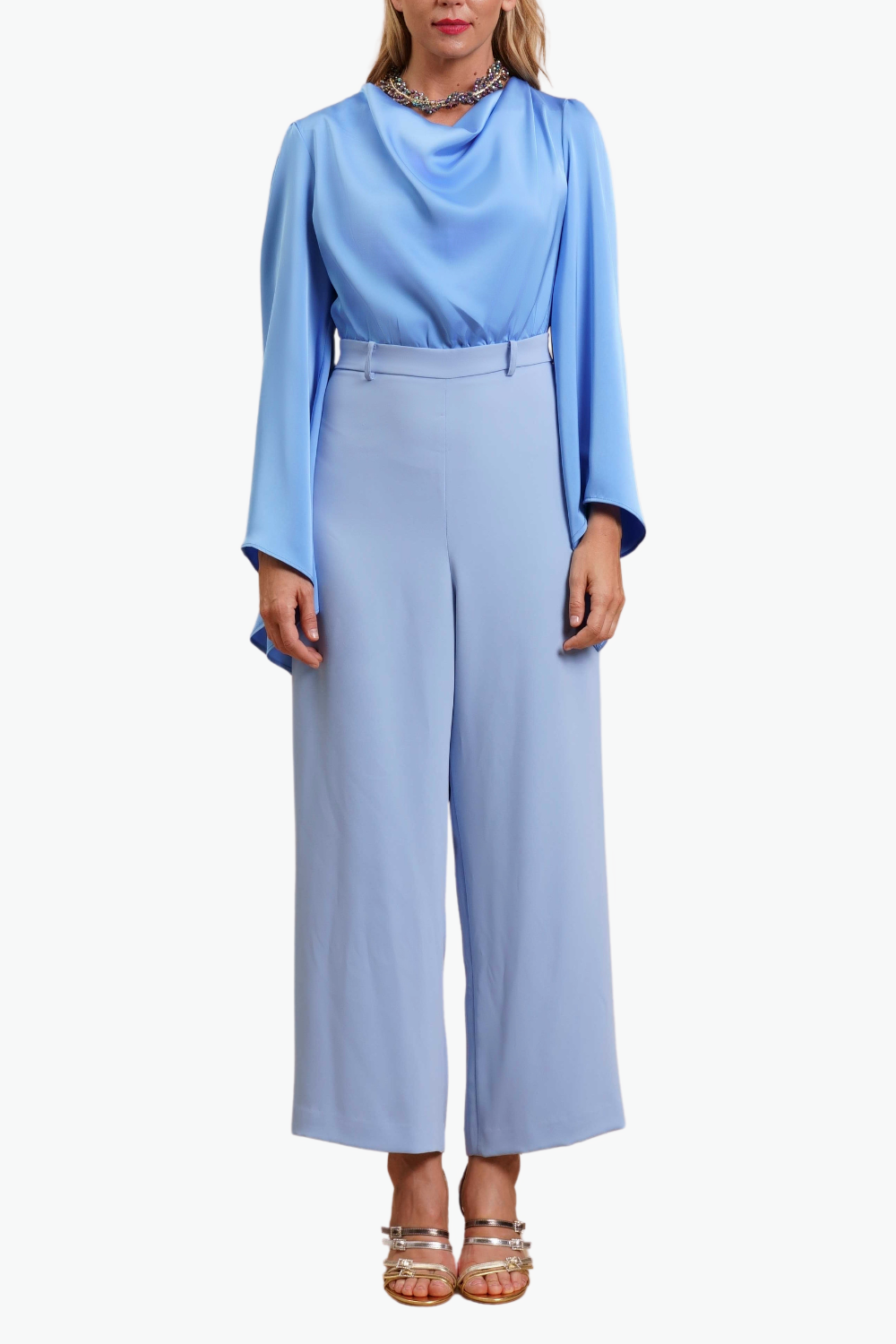 TUTA CON CORPINO IN RASO