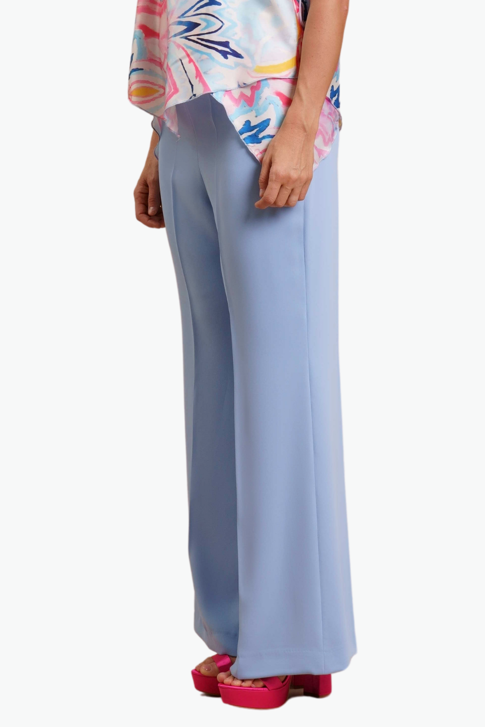 PANTALONE A ZAMPA BASICO