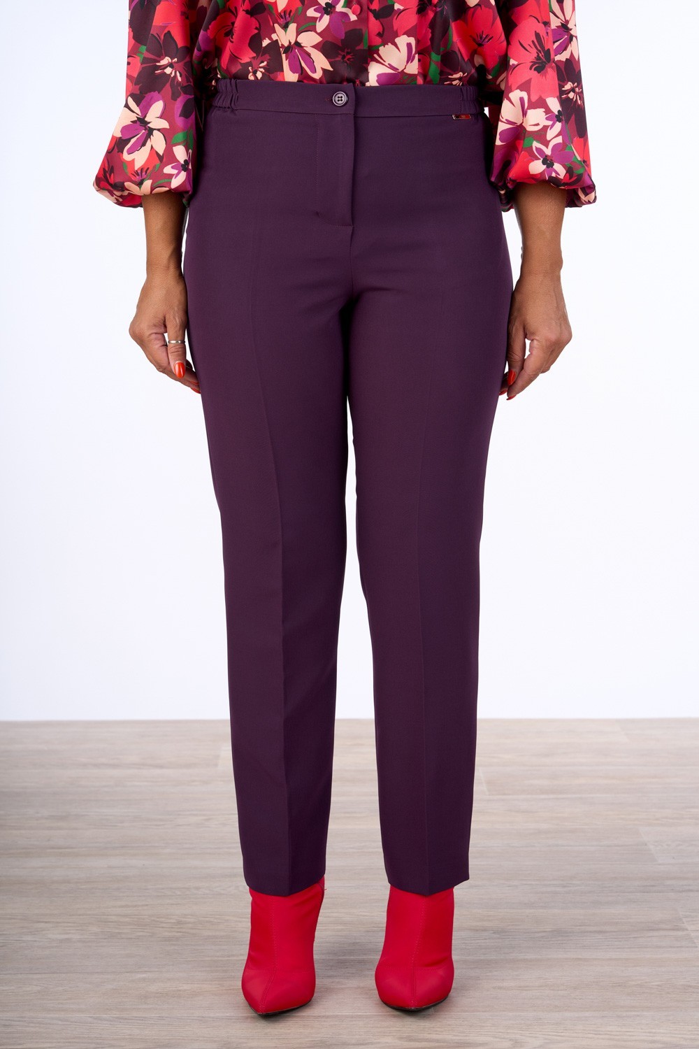 PANTALONE BASICO CON SPACCHETTI