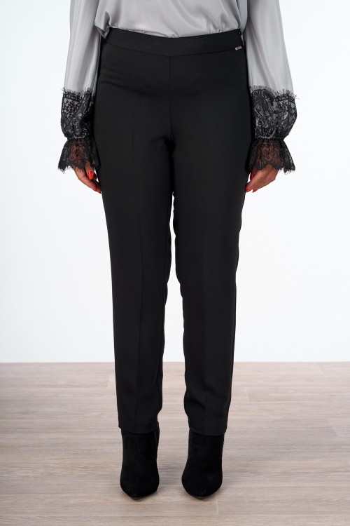 PANTALONE BASICO CON SPACCHETTI