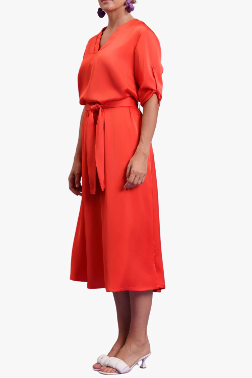 ABITO CON RISVOLTO E FUSCIACCA