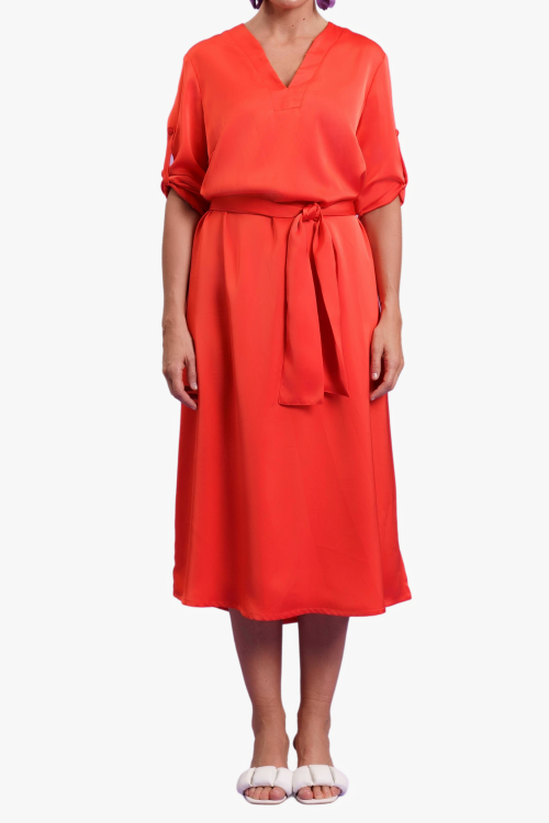 ABITO CON RISVOLTO E FUSCIACCA