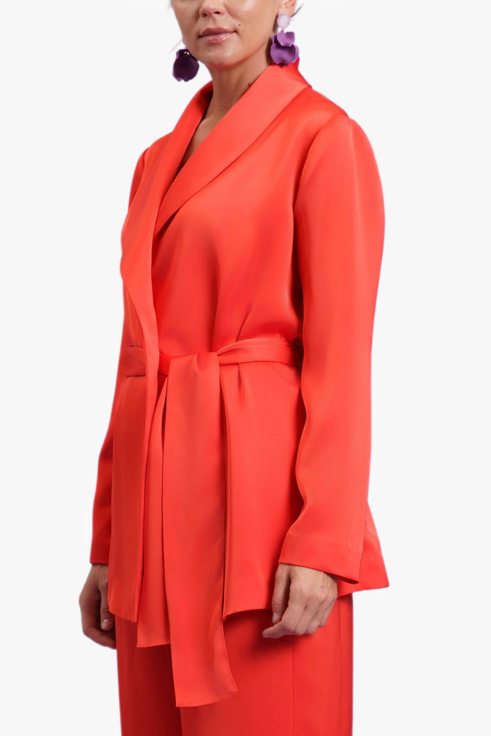 GIACCA CON FUSCIACCA E COLLO SCIALLATO