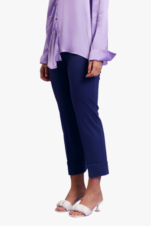 PANTALONE SLIM CON RISVOLTO